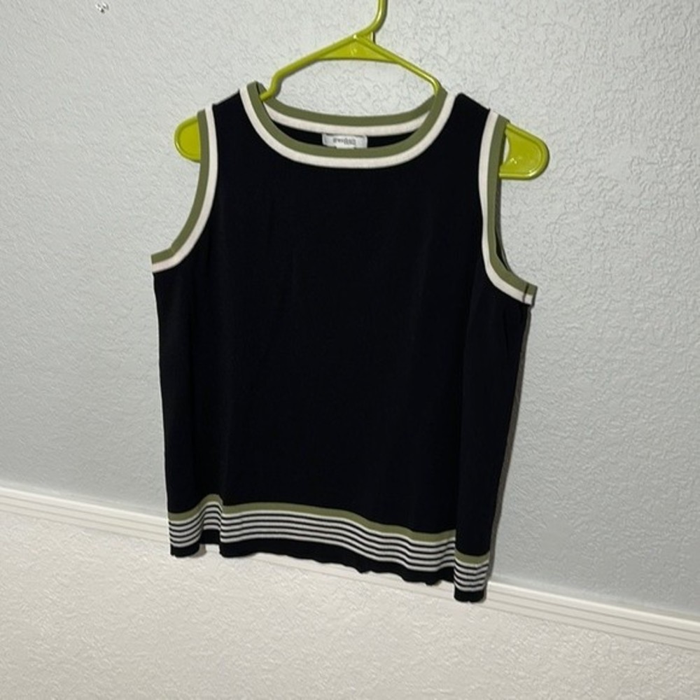 Dress Barn womens tank top
